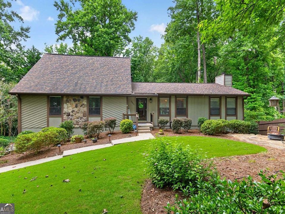 1st image of 9640 Pine Thicket Way