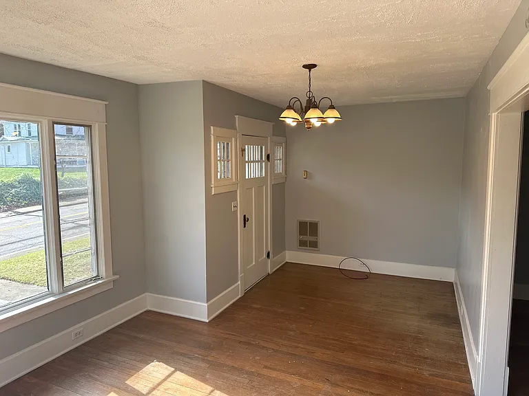 422 W Main St #1 — Photo 14