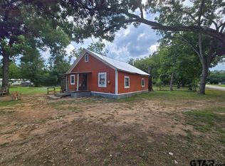 303 Warren St, Elkhart, TX 75839