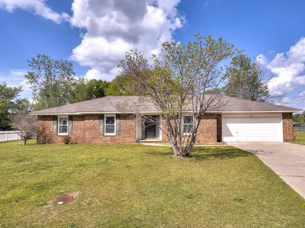440 Planters Dr, Sumter, SC 29154