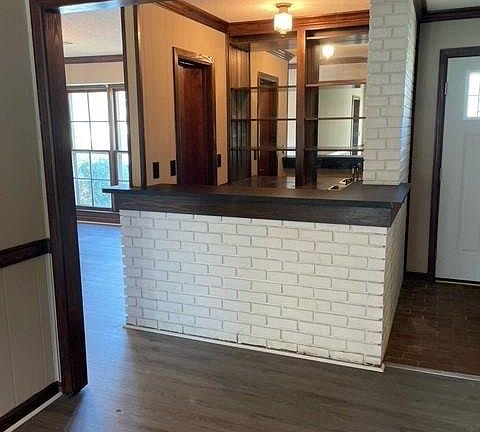 3rd image of 2284 E Aberdeen Dr