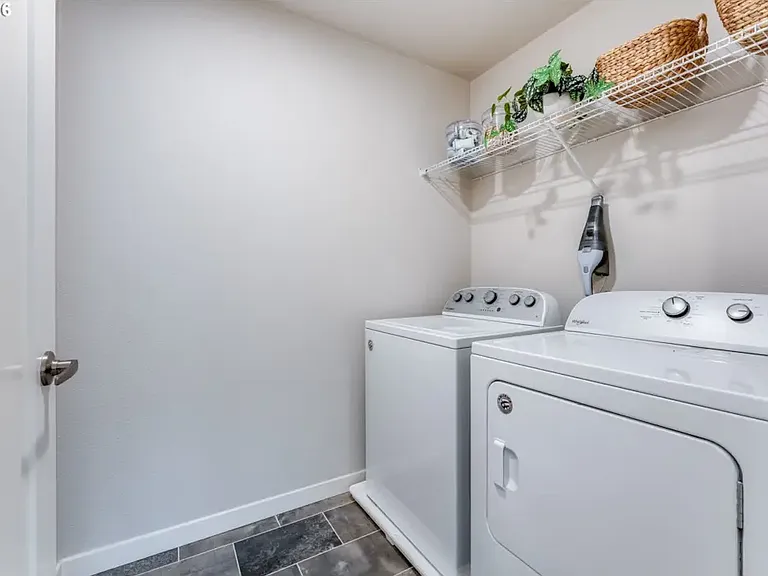 17149 SW Snowdale St #103 — Photo 34