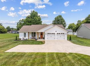 415 W Fort St, Chatsworth, GA 30705