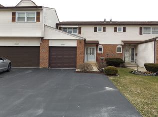 16505 Oxford Dr, Tinley Park, IL 60477