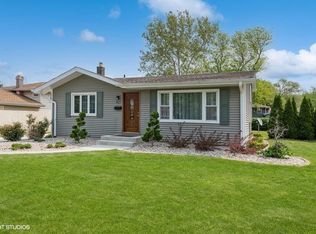 9617 Northcote Ave, Munster, IN 46321
