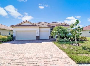 8058 Princeton Dr, Naples, FL 34104