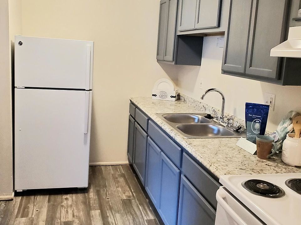 1st image of 1504 Almedia Ct Floor 1228F
