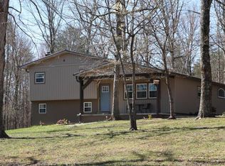405 Milo Webb Dr, Crossville, TN 38572