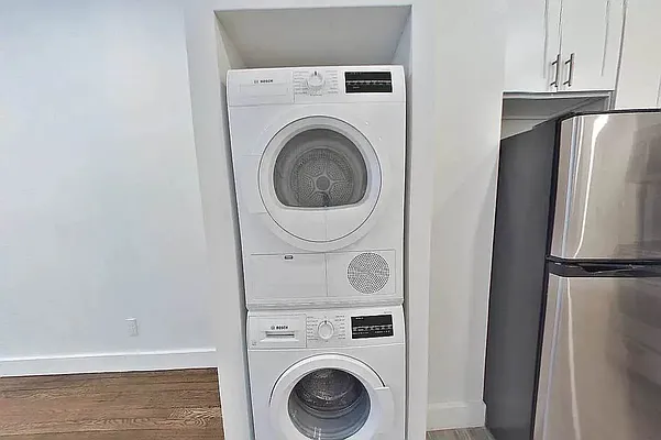 Rented by MOTION New York | media 10