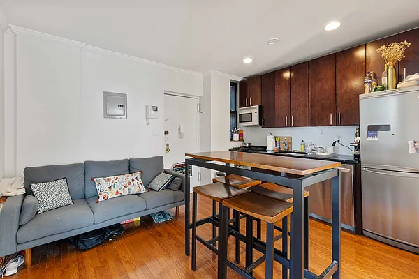 Rented by Dalan Rentals | media 17