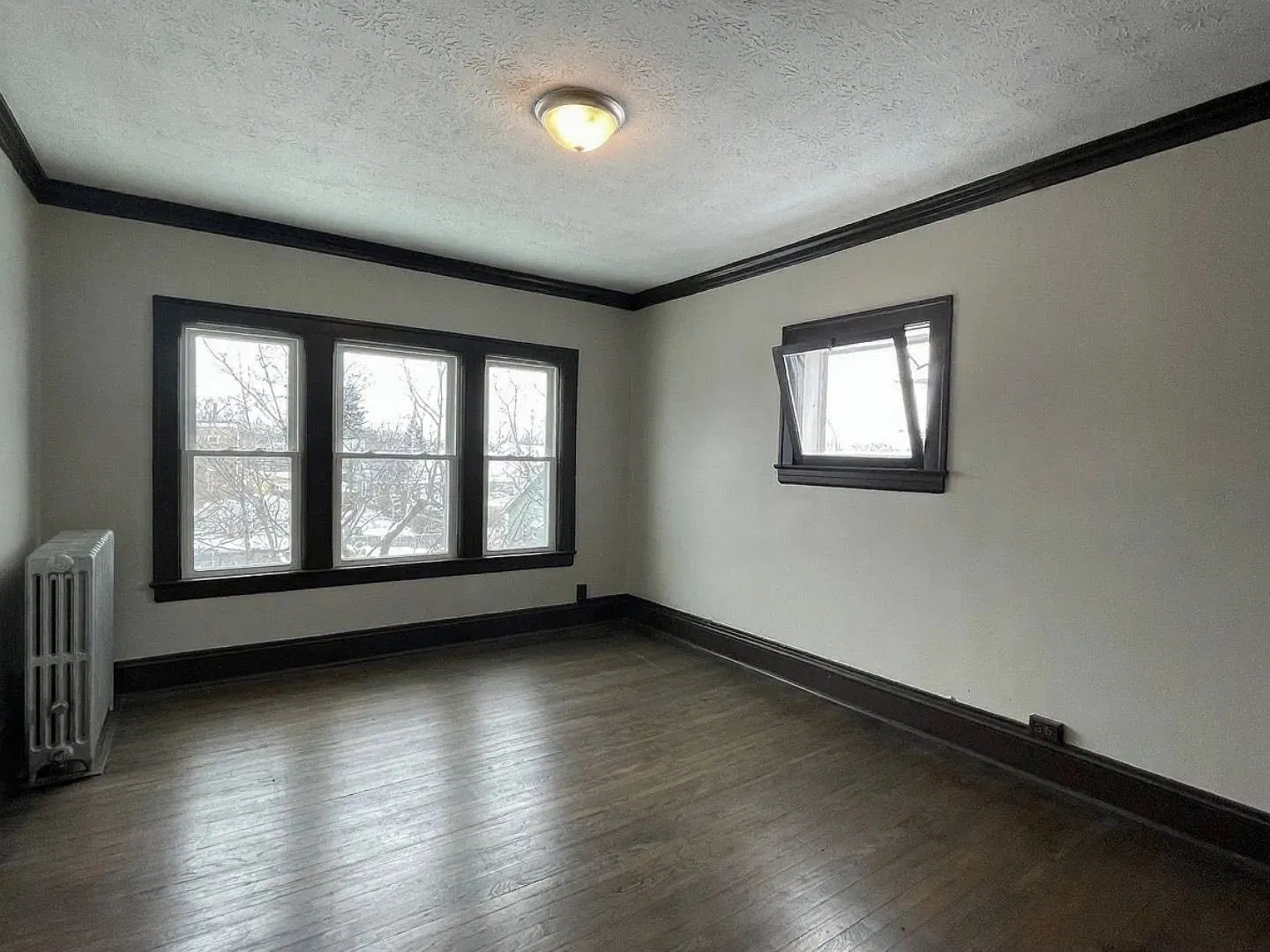 Dale Villa — Photo 2