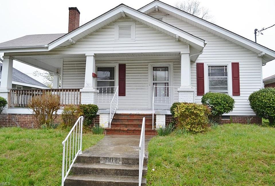 1st image of 807 Ross Ave