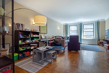 Rented by Rita S Citrin, LREB