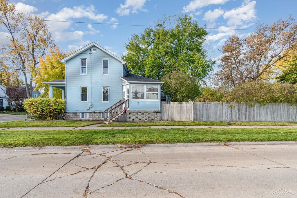 703 S Mason St, Saginaw, MI, Saginaw