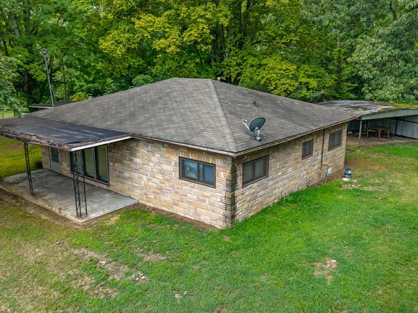 569 S Amhurst Pl, Englewood, TN 37329