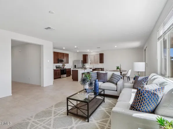 33726 N HOSTA Drive, San Tan Valley, AZ 85140