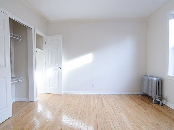 5th image of 4707 39th St APT 2D