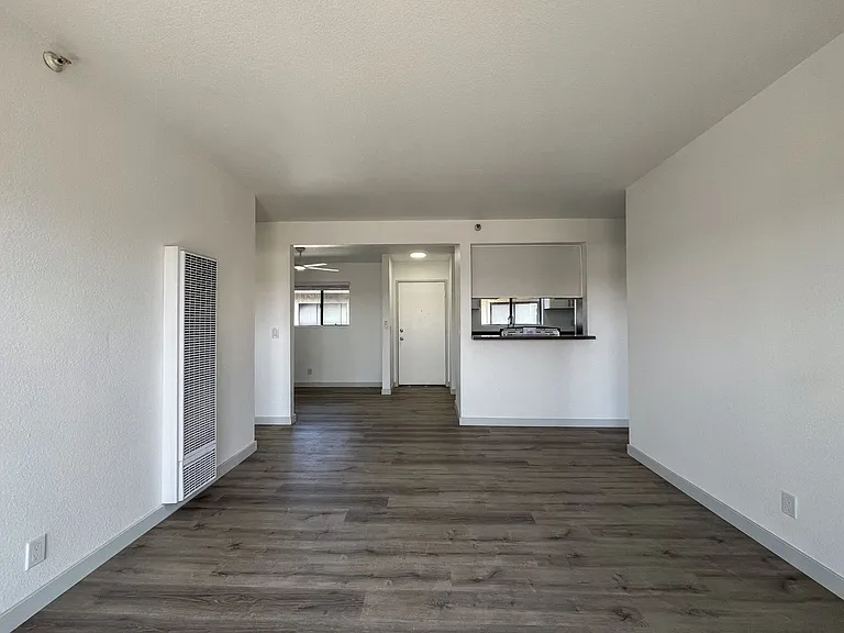 12020 Grevillea Ave — Photo 27