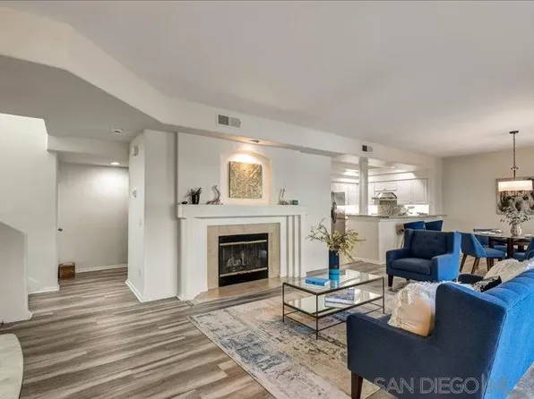 8641 Via Mallorca Unit F, La Jolla, CA 92037