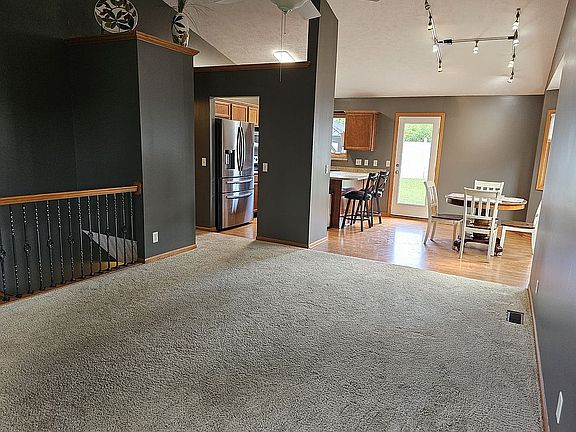 3rd image of 4431 W Leighton Ave