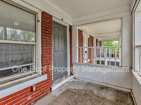 4th image of 3224-3226 E 8th St APT 2E