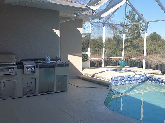 4th image of 222 Alexandra Woods Dr