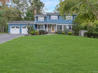 60 Oak Street, Smithtown, NY, 11787