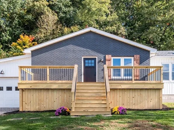 138 Juanita Dr, Zanesville, OH 43701