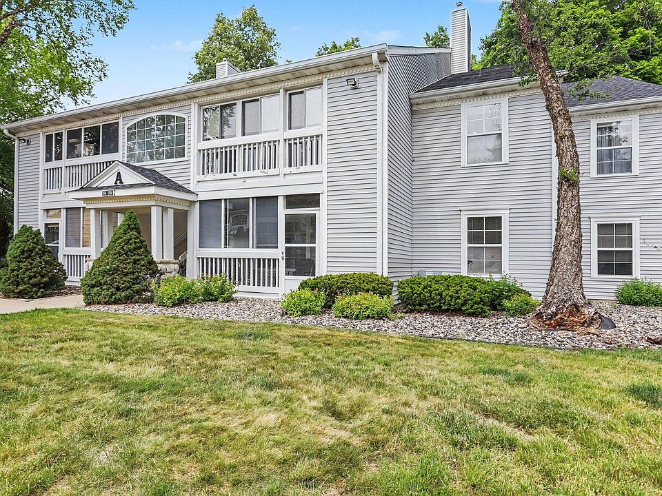 1st image of 328 Butler Ct