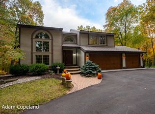 7750 Sun Quest Rdg NE, Ada, MI 49301