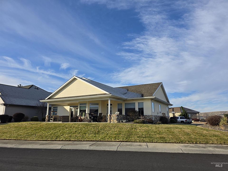 2nd image of 103 Marine View Ct
