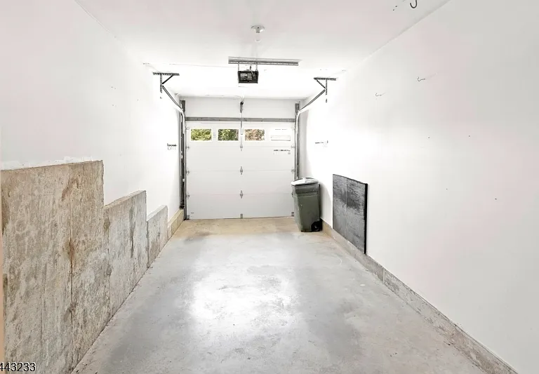 418 Dalton Ct — Photo 13
