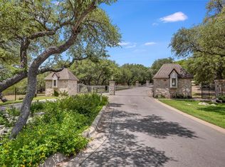 8611 Young Ln, Austin, TX 78737