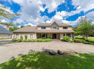 2623 Butterwing Rd, Pepper Pike, OH 44124