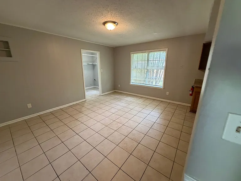 5071 Gray Dr — Photo 4