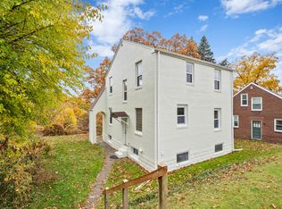 555 Ridge Rd, Ambridge, PA 15003