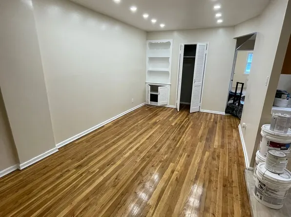 1322 East 87th Street image 6 of 11