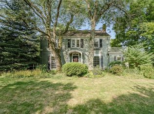 2846 Torrington Rd, Beachwood, OH 44122