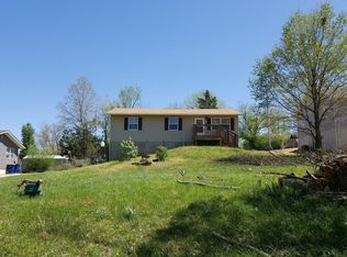 1103 S 5th St, De Soto, MO 63020