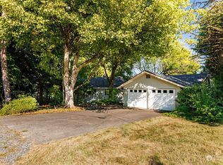 5988 Medcalf Rd, Bellingham, WA 98226