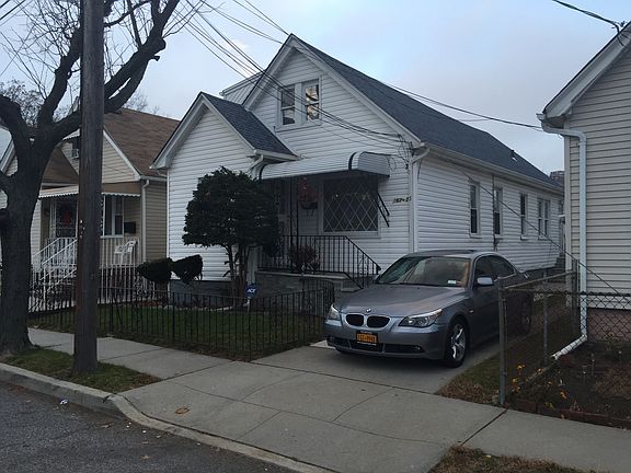 4th image of 16725 142nd Ave