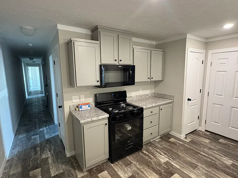 102 N California St #A — Photo 2