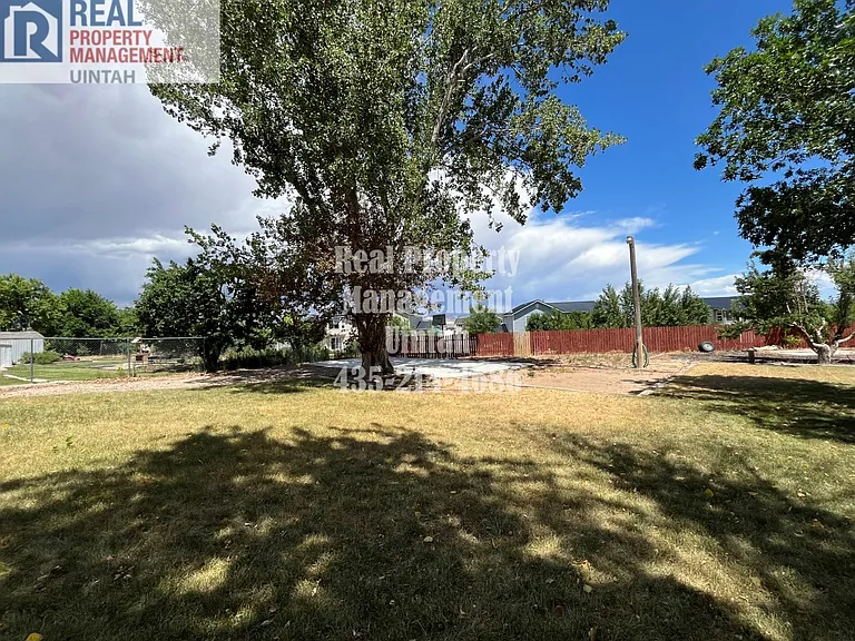 456 S 3130 W — Photo 28