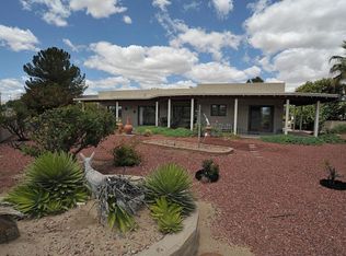 281 W Paseo Del Chino, Green Valley, AZ 85614