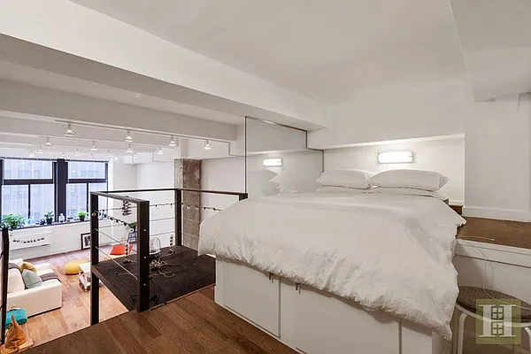 Rented by Halstead Real Estate | media 10