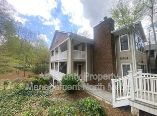 501 Barrington Hills Dr, Sandy Springs, GA 30350