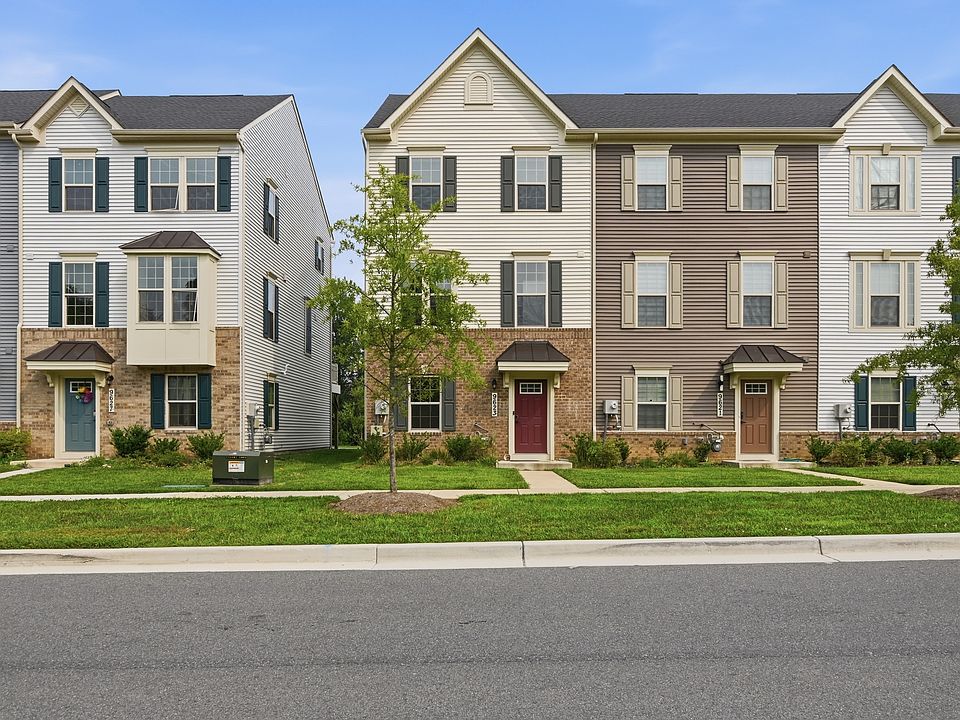 1st image of 9623 Tall Oaks Rd