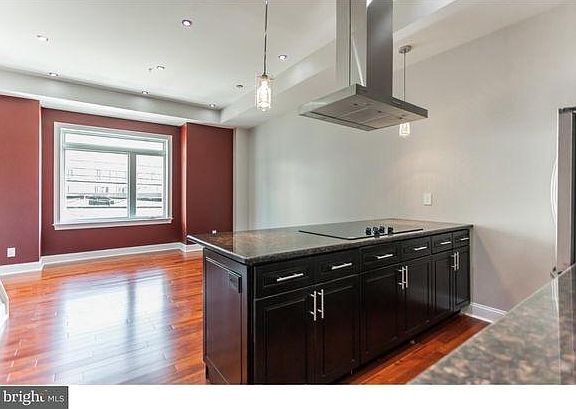 2nd image of 826 N 16th St Unit 2A