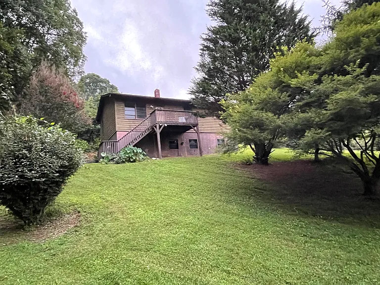 453 Mack Wilson Rd — Photo 1