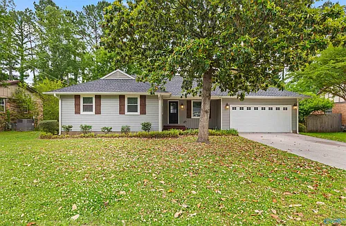 2211 Cecille Dr SW Photo 1